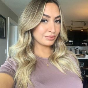 Meet your Posher, Micheala